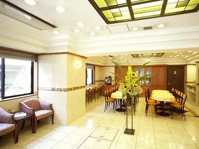 Almont Inn Tokyo Nihonbashi 2*,